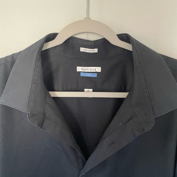 Van Heusen Black Dress Shirt for Men - Picture 7 of 9